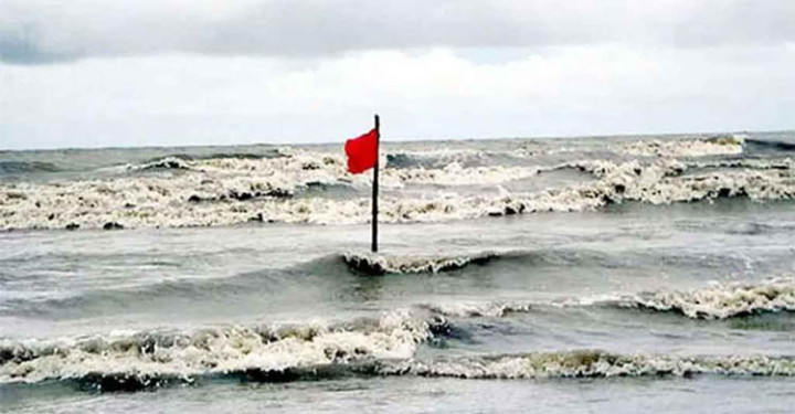 বঙ্গোপসাগরে লঘুচাপ, সমুদ্রবন্দরে ৩ নম্বর সতর্ক সংকেত