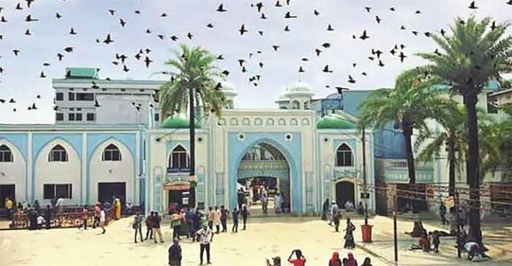 হজরত শাহজালাল মাজারে মানতের ১টি গরু বিক্রি হয় ৭ বার