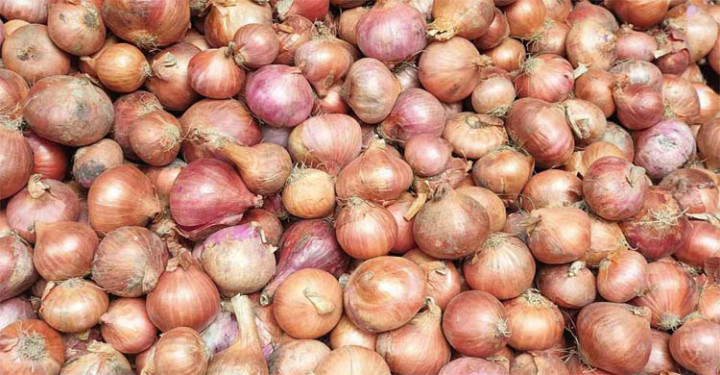 পেঁয়াজের দামে বড় লাফ