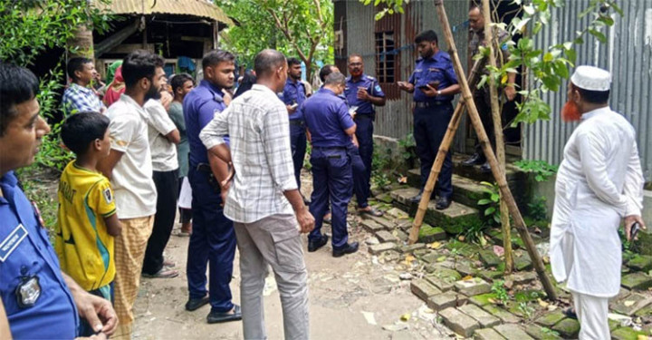 পুকুরে মিলল পুলিশ কর্মকর্তার মরদেহ