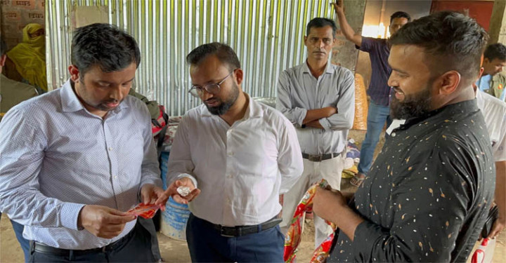 সিলেটে নকল লেবেলে অস্বাস্থ্যকর চিপস উৎপাদনে প্রতিষ্ঠানকে লাখ টাকা জরিমানা