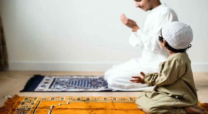 শিশুকে নামাজে অভ্যস্ত করতে যা বলেছেন রাসুল (সা.)