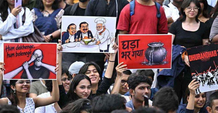 মোদিকে কটাক্ষকারী নারীদেরকে দেওয়া হচ্ছে ধর্ষণের হুমকি!  