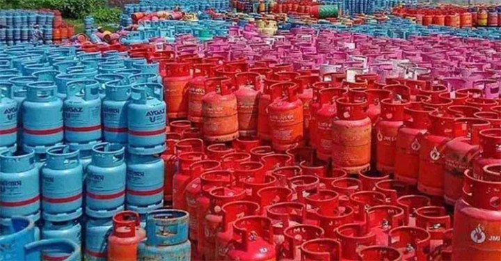বেড়ে গেল এলপিজি সিলিন্ডার গ্যাসের দাম