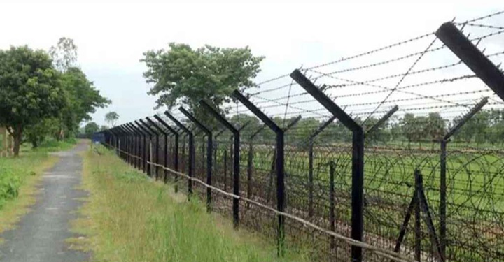 সীমান্তে বিএসএফের ছোড়া গুলিতে বাংলাদেশি যুবক আহত