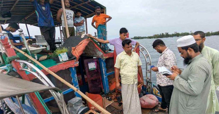 সুনামগঞ্জে টাঙ্গুয়ার হাওরে ৬ হাউসবোটকে জরিমানা
