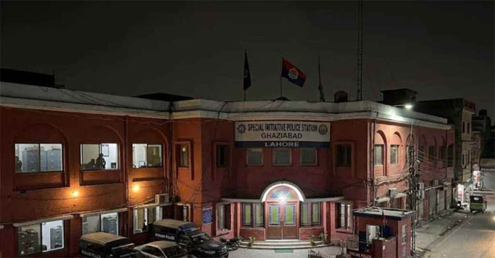 তরুণীকে ধর্ষণ, এক থানার সব পুলিশ সদস্য বরখাস্ত