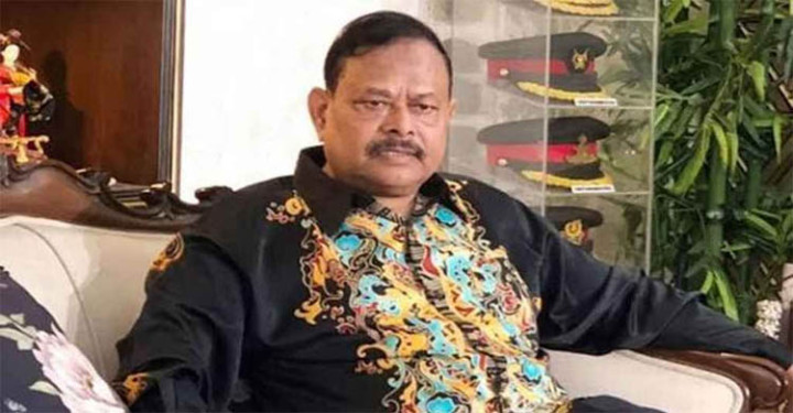 সাবেক সেনাপ্রধান আজিজের বিরুদ্ধে ইন্টারপোলে রেড নোটিশ জারির আবেদন