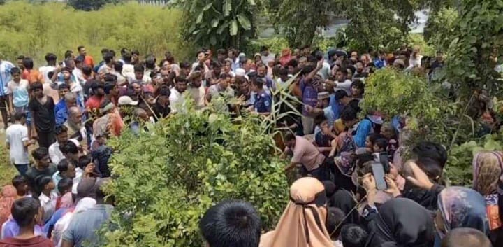 পরিত্যক্ত স্থানে মিলল অজ্ঞাত তরুণীর মরদেহ