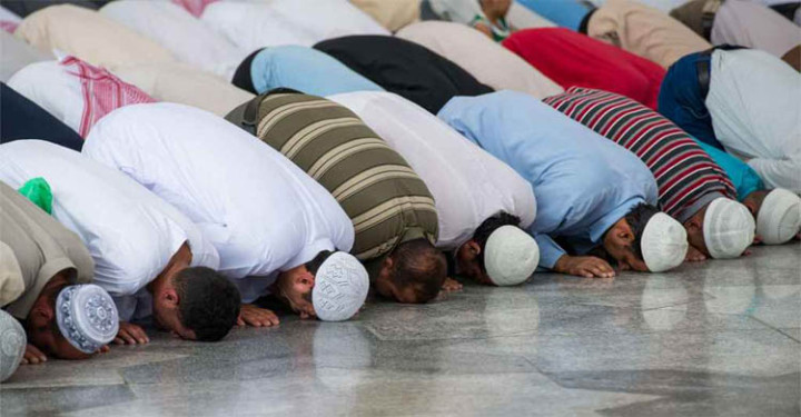 আজকের নামাজের সময়সূচি
