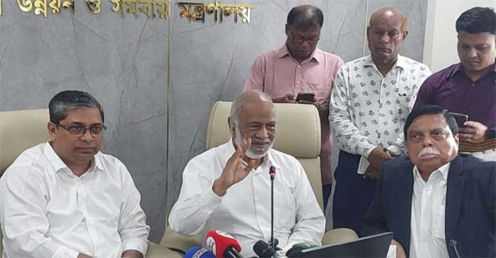 বিএনপি সরকার ‌‘উইচ হান্টিং’ যাবে না: মন্ত্রী মঈন খান