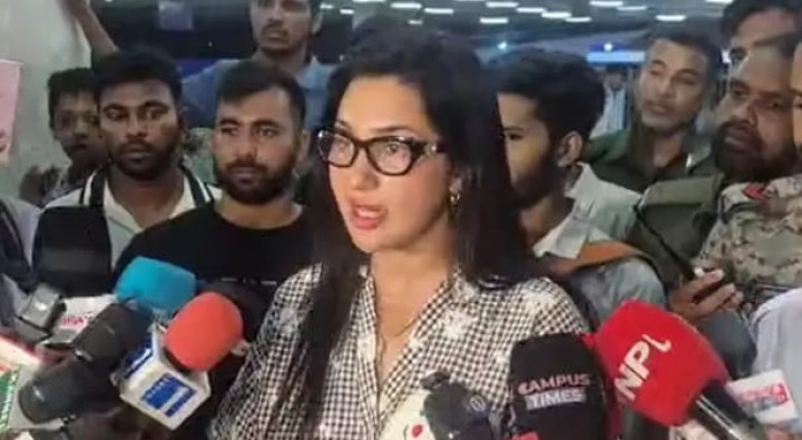 নেপালে ভয়াবহ অভিজ্ঞতা, অল্পের জন্য বেঁচে ঢাকায় অপু বিশ্বাস