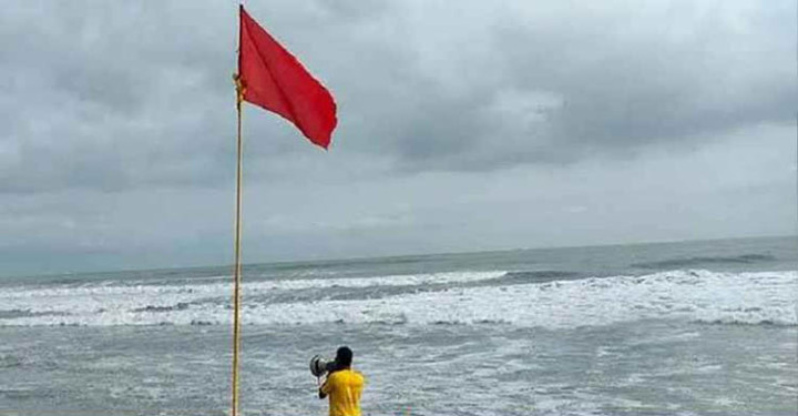 সাগরে লঘুচাপ, দেশের ৪ সমুদ্র বন্দরে ৩ নম্বর সতর্ক সংকেত