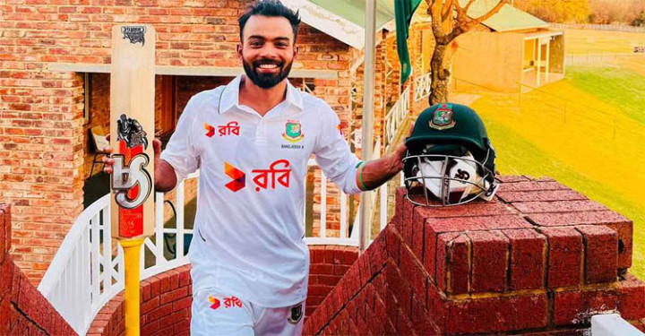 দক্ষিণ আফ্রিকায় টেস্টে ডাবল সেঞ্চুরি হৃদয়ের