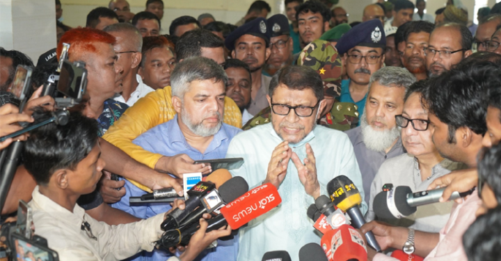সাত দিনের মধ্যে ওসমানী হাসপাতালের সমস্যা সমাধানের নির্দেশ স্বাস্থ্যমন্ত্রীর