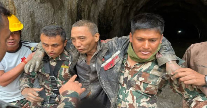 নেপালের সুড়ঙ্গ থেকে বন্যার ১০ দিন পর চীনা নাগরিককে জীবিত উদ্ধার