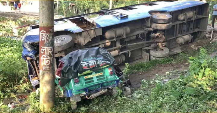 সিলেটে সড়কে প্রাণ গেল ৪৭ জনের, আহত ১২২
