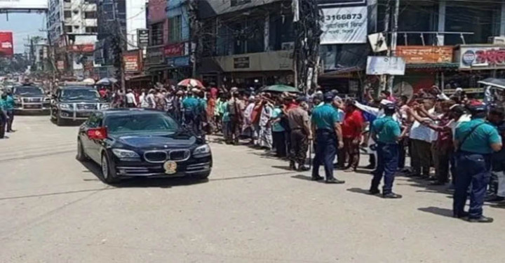 রাষ্ট্রপতির আগমন ঘিরে সিলেটের সড়কে মানুষের ভিড়