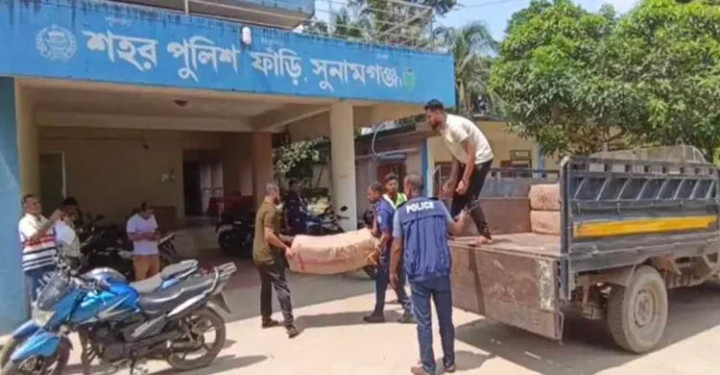 সুনামগঞ্জে ১৭ লাখ টাকার ভারতীয় বিড়িসহ যুবক আটক