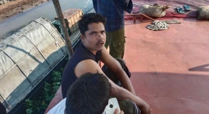 সুনামগঞ্জে চাঁদাবাজির অভিযোগে যুবক আটক 