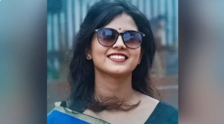 সিলেটের শ্রেষ্ঠ প্রধান শিক্ষক ভাইরাল বিউটি পাল