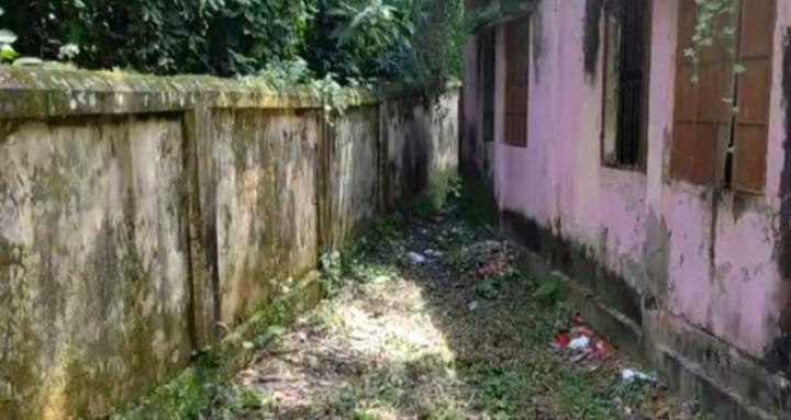 নির্জন পাহাড়ে গিয়ে ধর্ষণের শিকার ১৩ বছরের কিশোরী