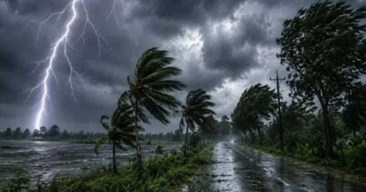 ভারী বর্ষণ নিয়ে যে নতুন বার্তা দিলো আবহাওয়া অফিস