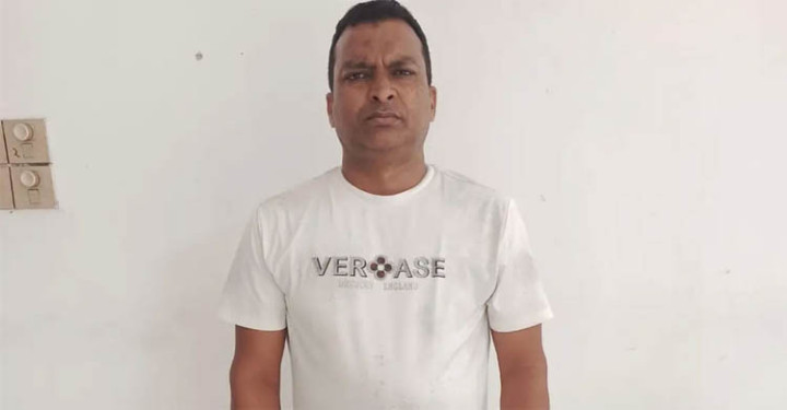 ভারতে যাওয়ার সময় আওয়ামী লীগের সাধারণ সম্পাদক গ্রেফতার