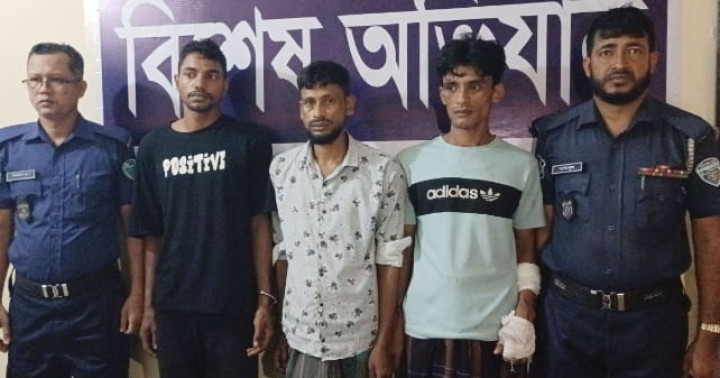 ডাকাতির প্রস্তুতিকালে আটক ৩