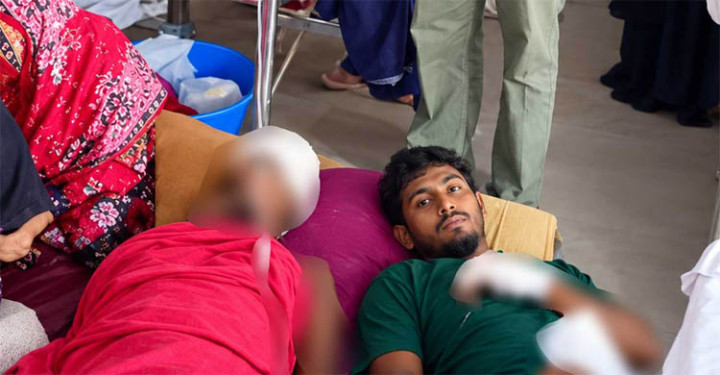 বিএনপি নেতার বাড়িতে হামলা: বাবা জখম, ছেলে গুলিবিদ্ধ