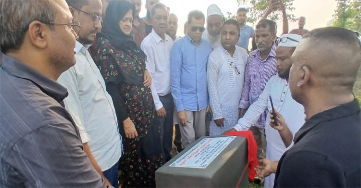 বিশ্বনাথ-ওসমানীনগরের কোনো রাস্তা কাঁচা থাকবে না: এমপি লুনা