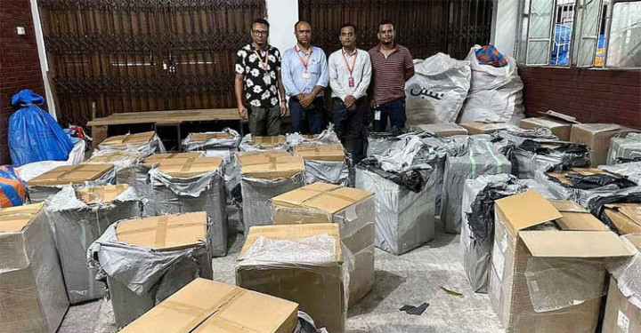 বিমানবন্দরে ৩ কোটি ২৩ লাখ টাকার পণ্য জব্দ