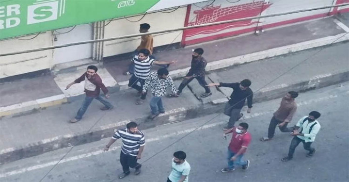 ছাত্রলীগের মিছিল, ৭৩ জনের বিরুদ্ধে মামলা