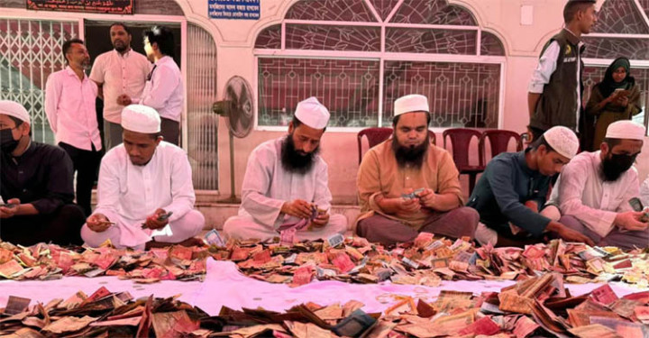 শাহজালাল মাজারের দানবাক্সে ৪ মাসে জমা পড়ল যত টাকা