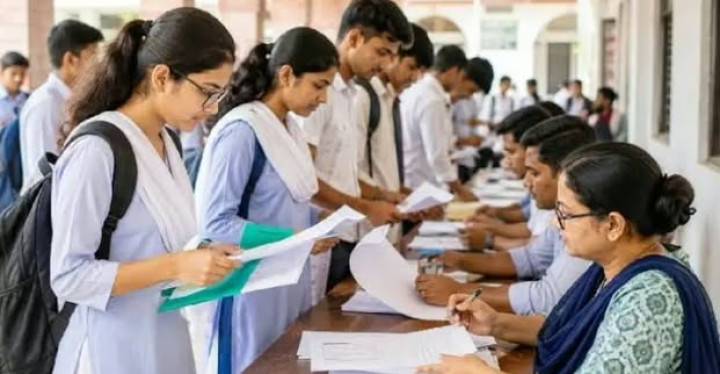 শেষ হচ্ছে একাদশে ভর্তির আবেদন